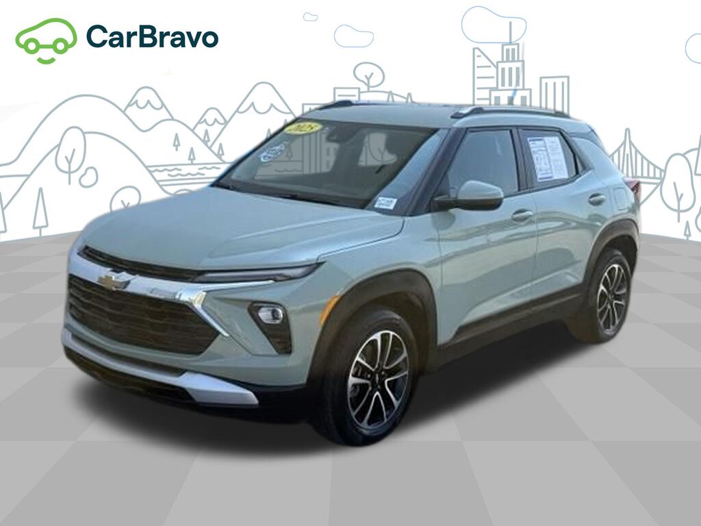 2025 Chevrolet Trailblazer LT — photo 1 of 7