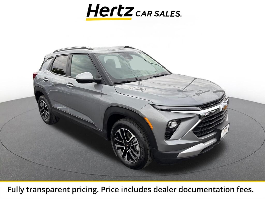 2025 Chevrolet Trailblazer LT — photo 1 of 11