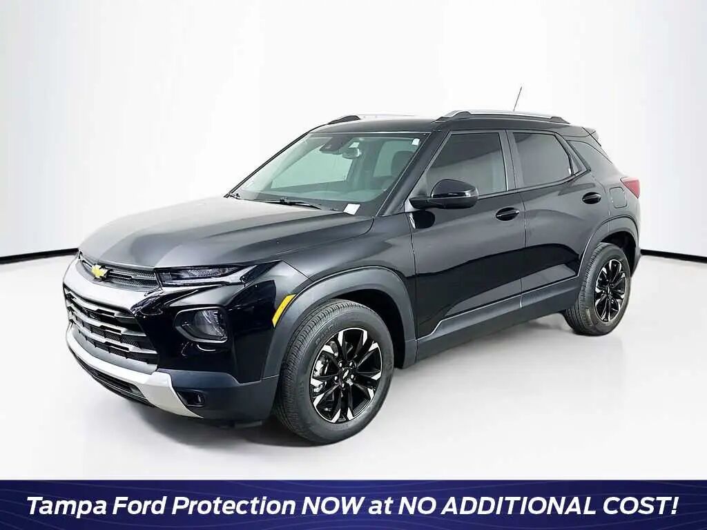 2023 Chevrolet Trailblazer LT — photo 1 of 13