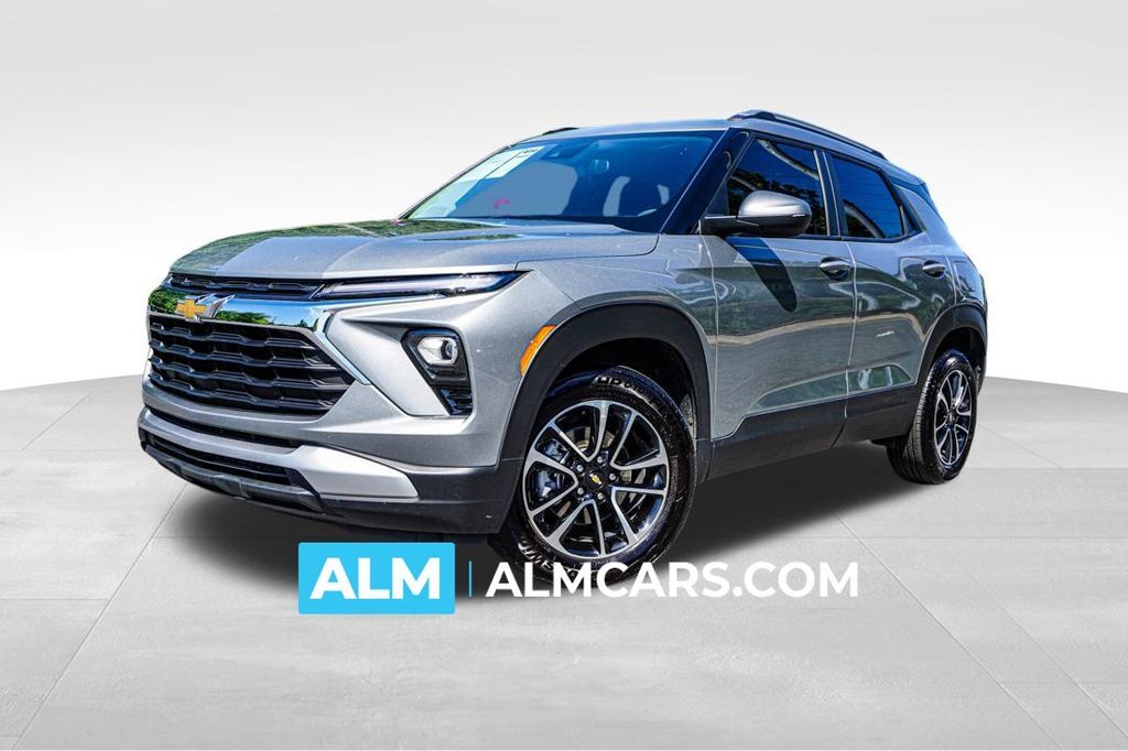 2025 Chevrolet Trailblazer LT — photo 1 of 13