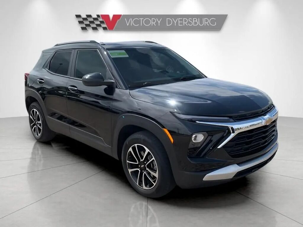2025 Chevrolet Trailblazer LT — photo 1 of 13