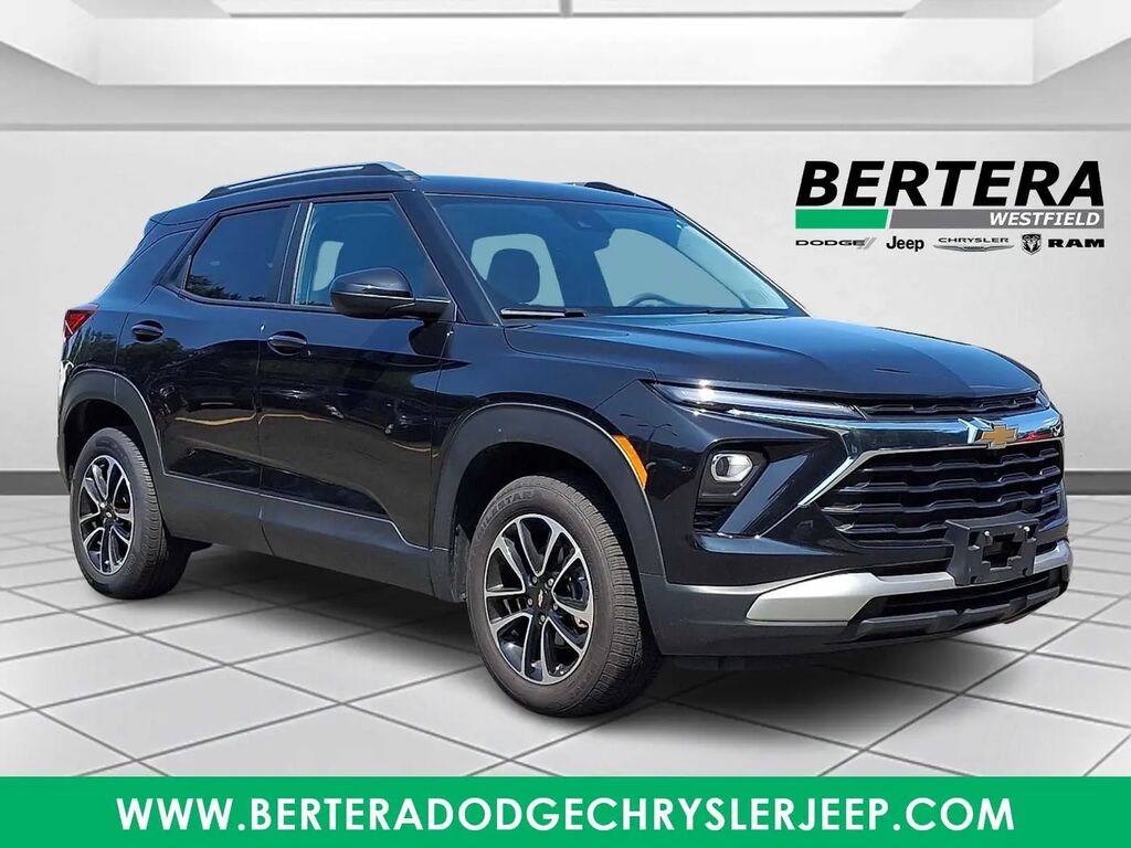 2025 Chevrolet Trailblazer LT — photo 1 of 13
