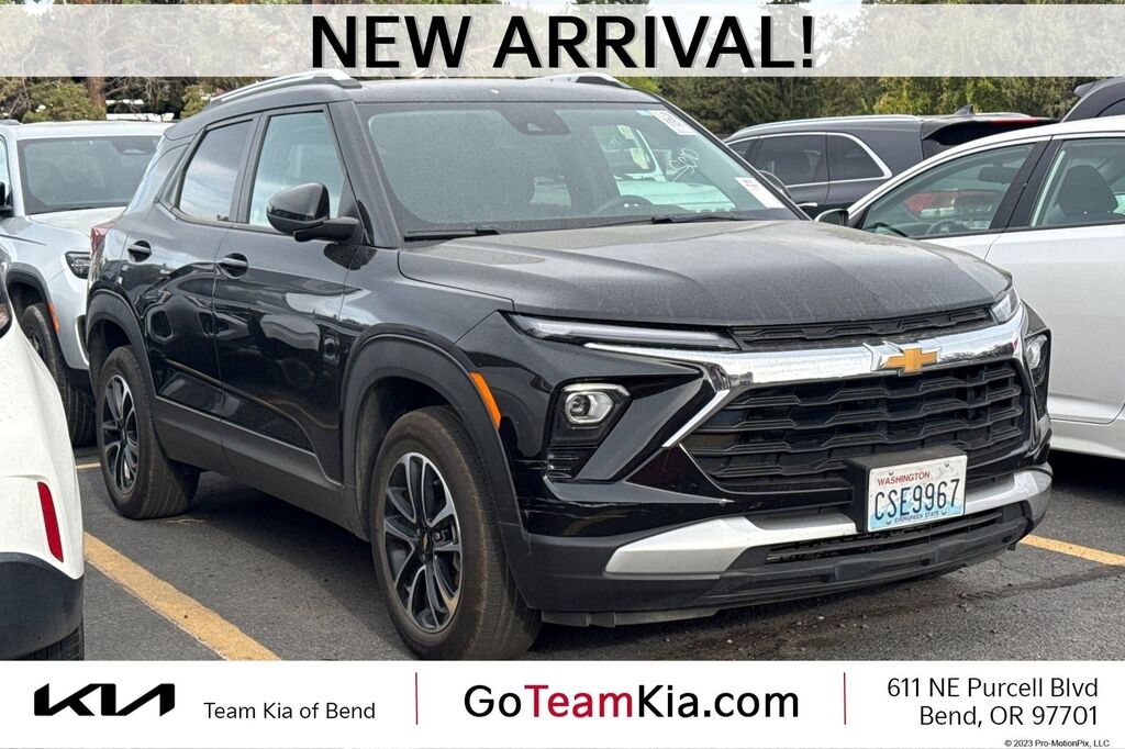 2025 Chevrolet Trailblazer LT — photo 1 of 13