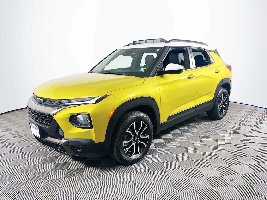 2023 Chevrolet Trailblazer ACTIV — photo 1 of 13