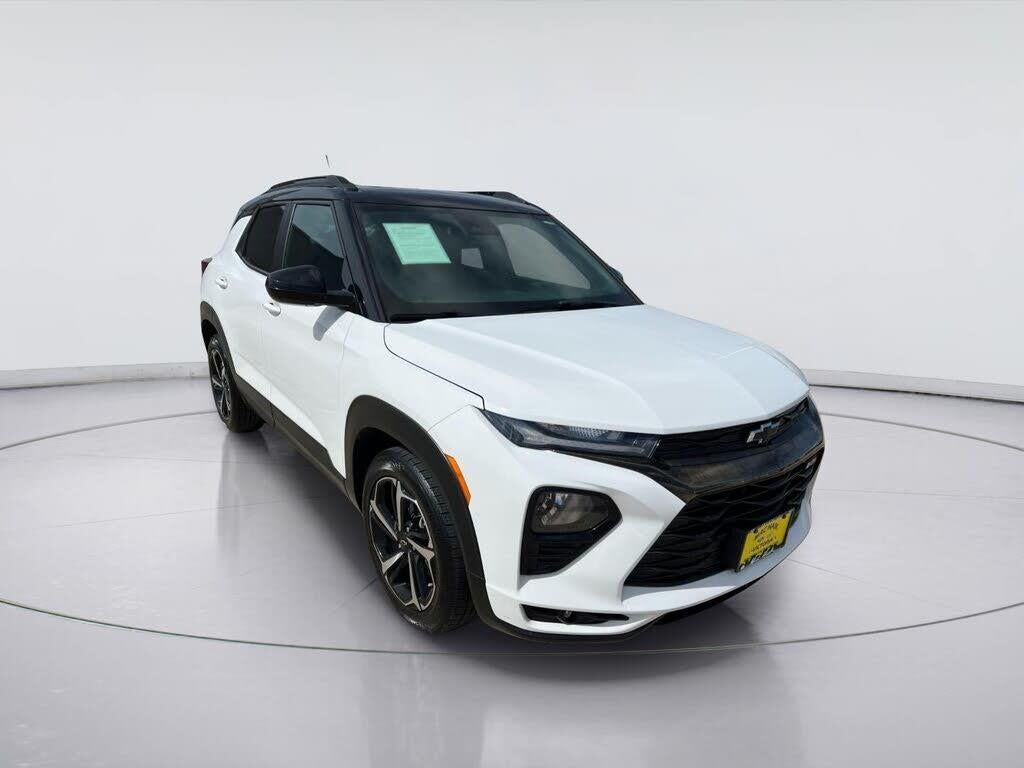 2023 Chevrolet Trailblazer RS — photo 1 of 1