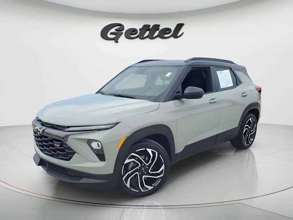 2024 Chevrolet Trailblazer RS — photo 1 of 39
