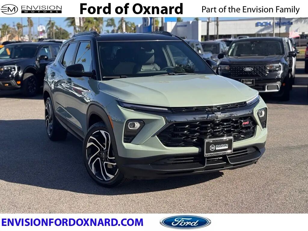 2024 Chevrolet Trailblazer RS — photo 1 of 13