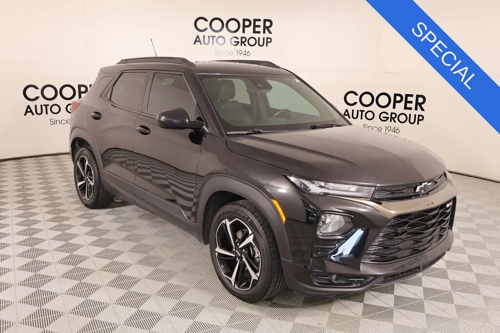 2021 Chevrolet Trailblazer RS — photo 1 of 13