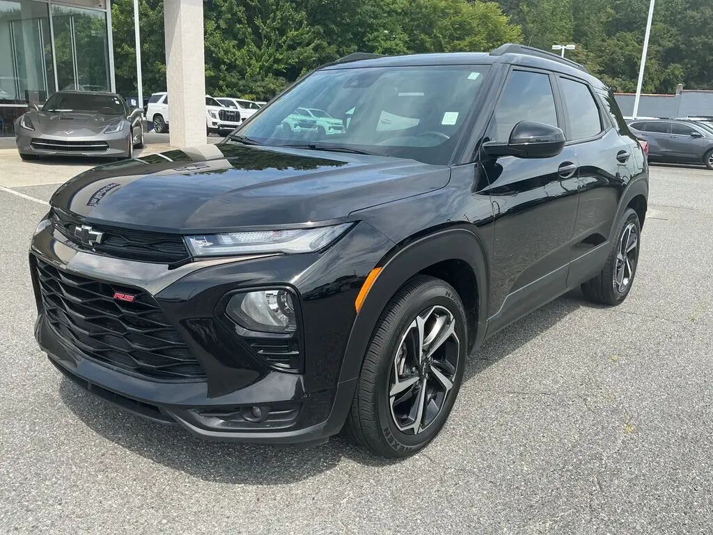 2022 Chevrolet Trailblazer RS — photo 1 of 26