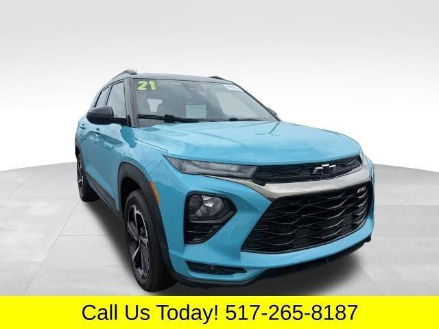 2021 Chevrolet Trailblazer RS — photo 1 of 13