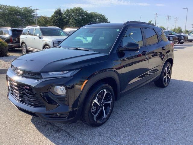 2023 Chevrolet Trailblazer RS — photo 1 of 13