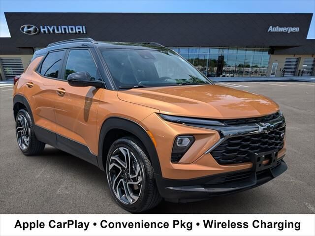 2024 Chevrolet Trailblazer RS — photo 1 of 13