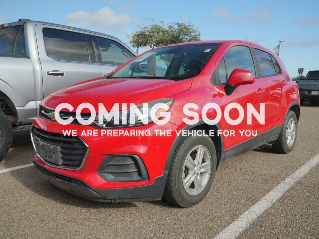2020 Chevrolet Trax LS — photo 1 of 5