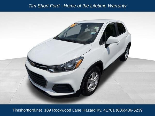 2021 Chevrolet Trax LS — photo 1 of 13