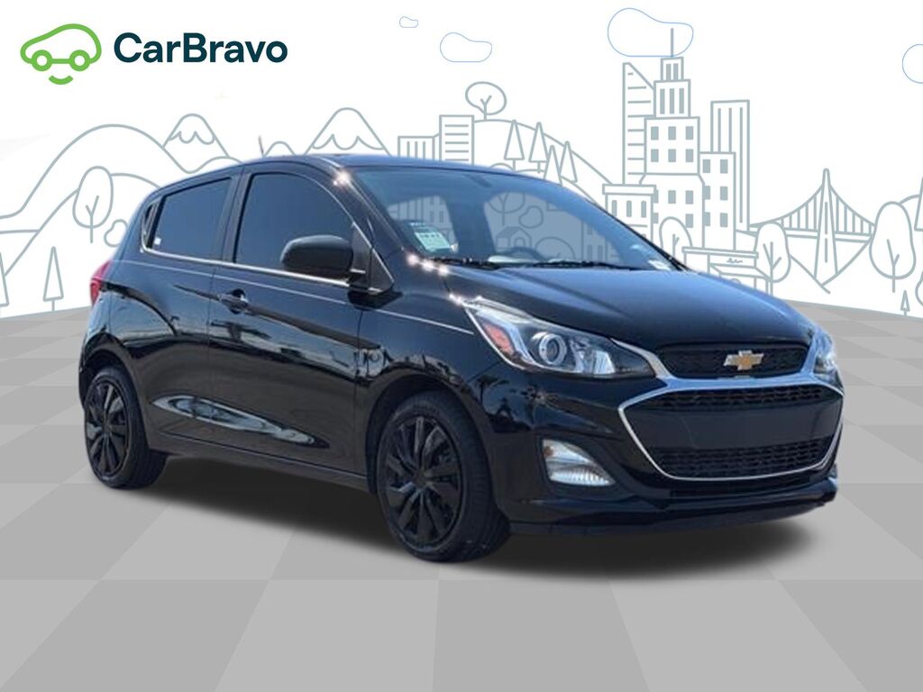 2022 Chevrolet Spark LS — photo 1 of 7