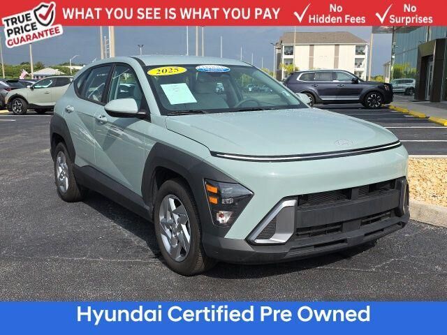 2025 Hyundai KONA SE