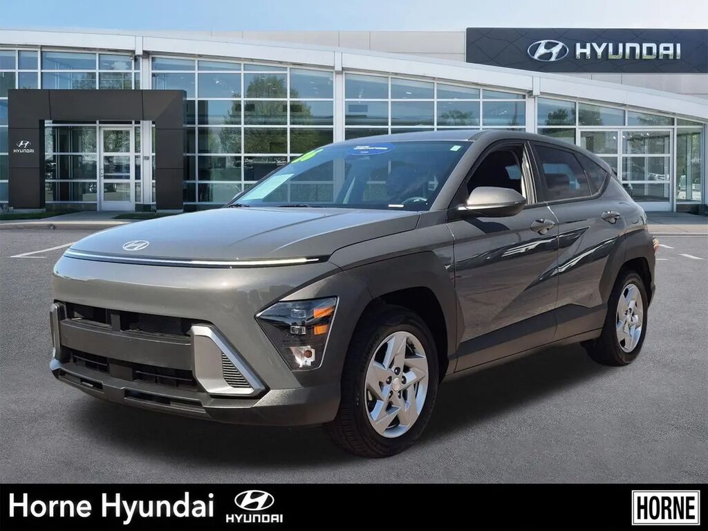 2026 Hyundai KONA SE — photo 1 of 13