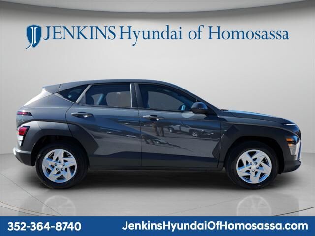 2026 Hyundai KONA SE — photo 1 of 13