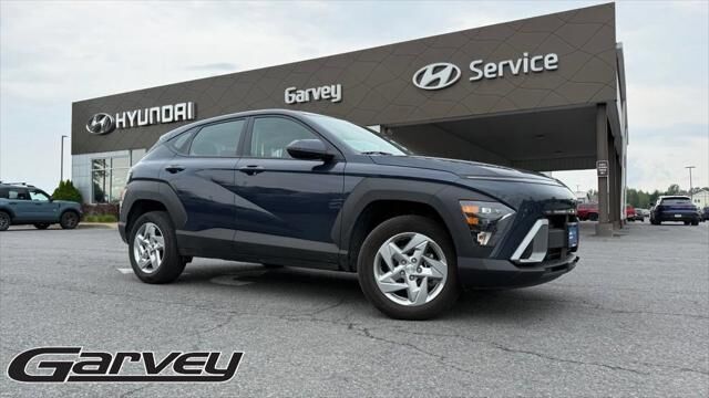 2025 Hyundai KONA SE