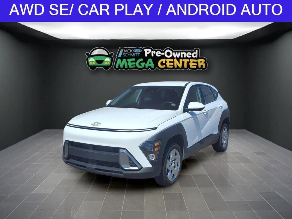 2025 Hyundai KONA SE