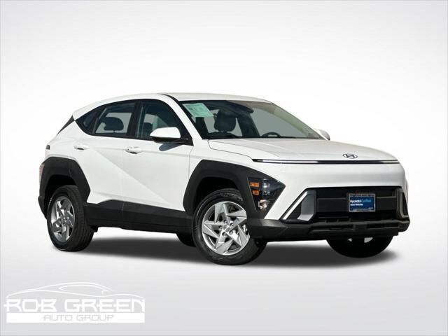 2025 Hyundai KONA SE