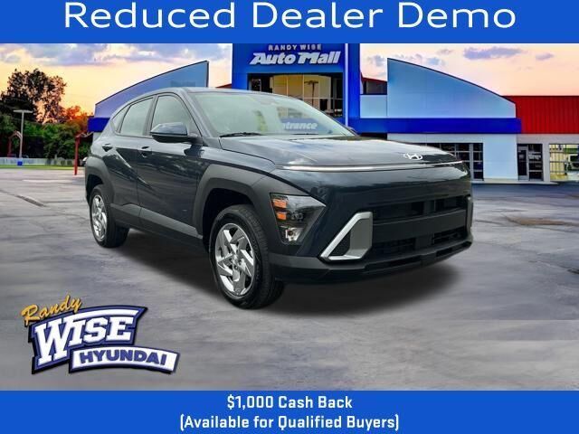 2026 Hyundai KONA SE