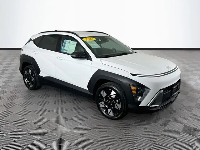 2025 Hyundai KONA SEL — photo 1 of 13