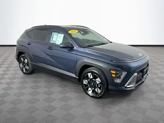 2025 Hyundai KONA SEL — photo 1 of 13