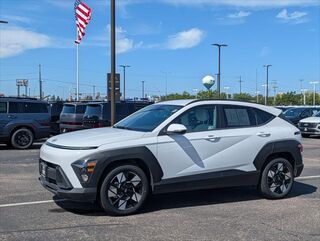 2025 Hyundai KONA SEL — photo 1 of 13