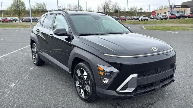 2024 Hyundai KONA SEL — photo 1 of 13