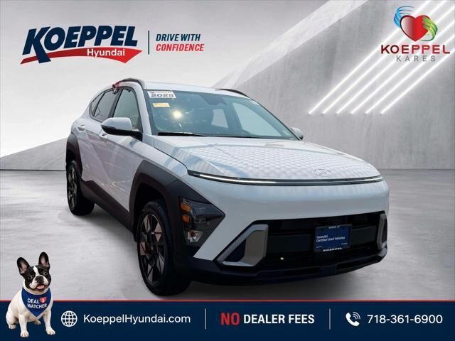 2025 Hyundai KONA SEL — photo 1 of 13