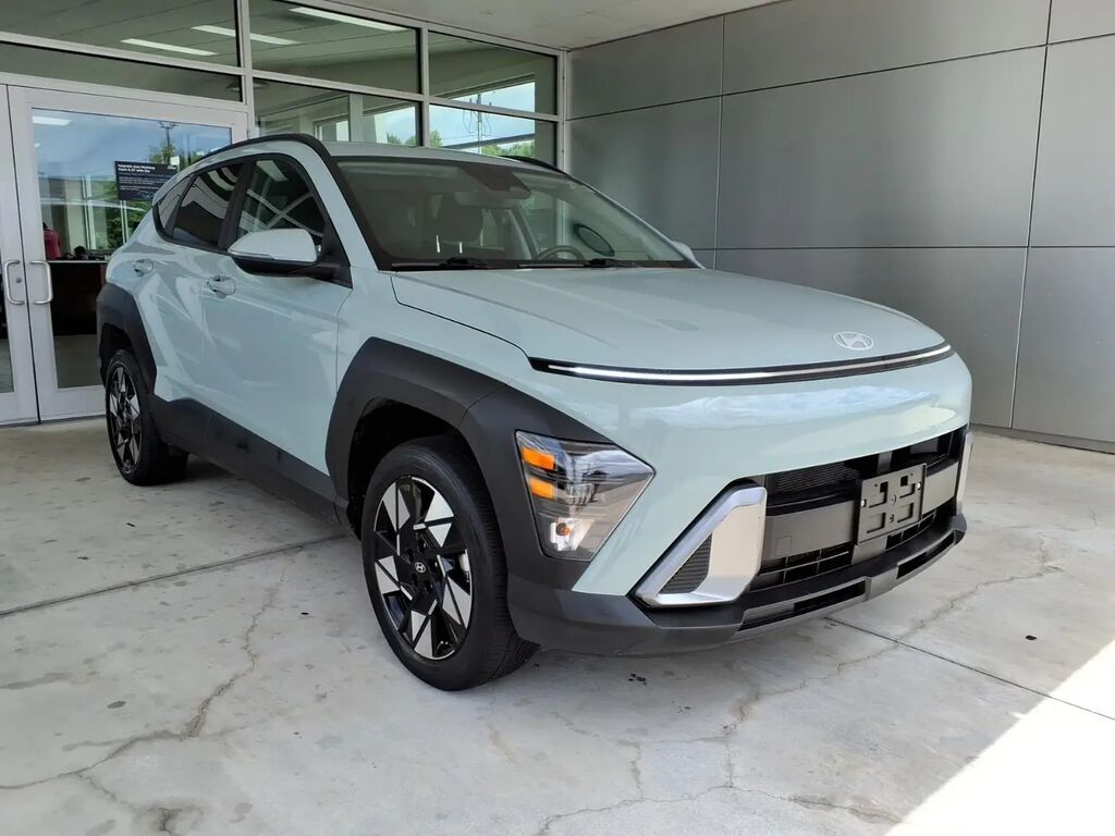 2024 Hyundai KONA SEL