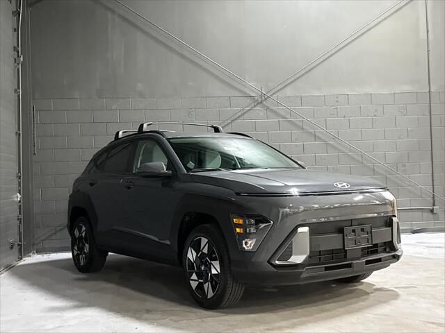 2024 Hyundai KONA SEL — photo 1 of 3