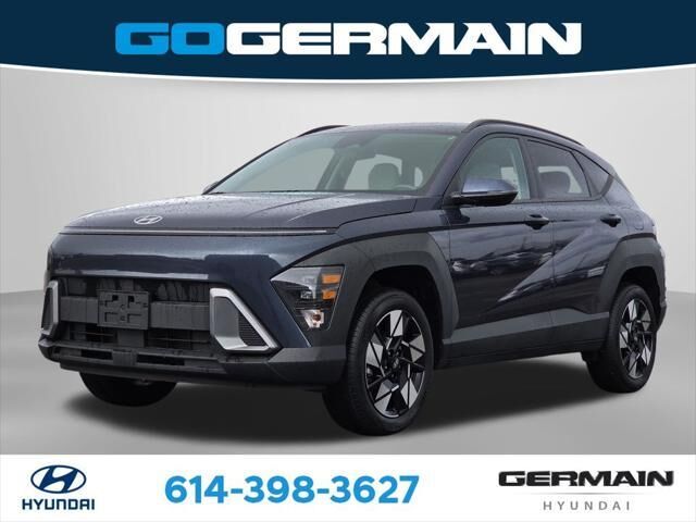 2025 Hyundai KONA SEL — photo 1 of 10