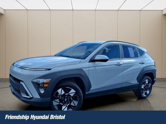 2025 Hyundai KONA SEL — photo 1 of 13