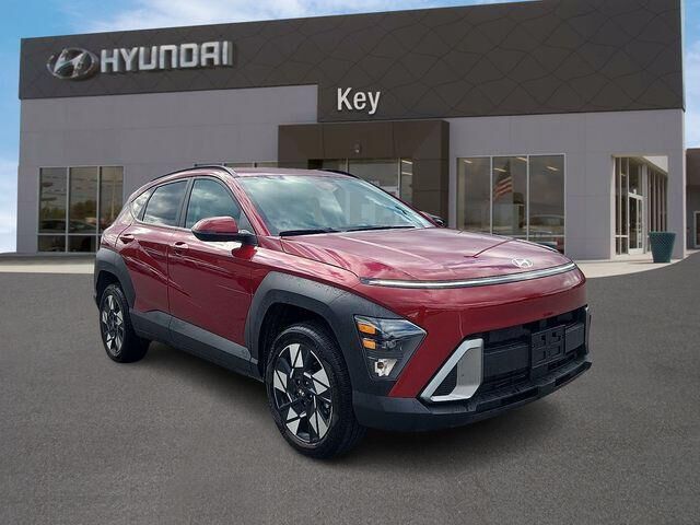2025 Hyundai KONA SEL — photo 1 of 13