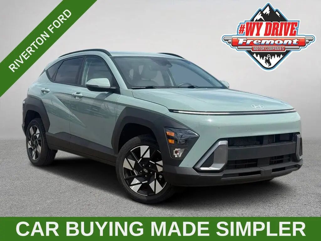 2025 Hyundai KONA SEL — photo 1 of 13