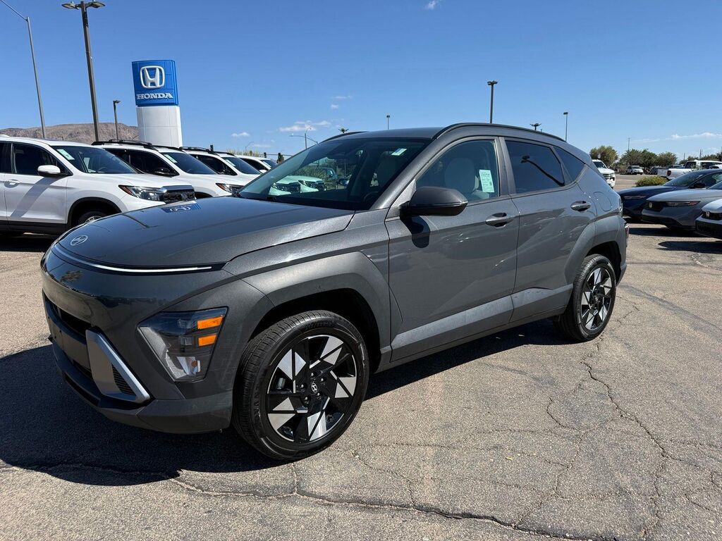 2024 Hyundai KONA SEL — photo 1 of 13
