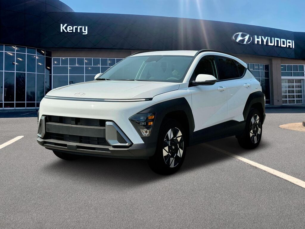 2025 Hyundai KONA SEL Convenience — photo 1 of 13