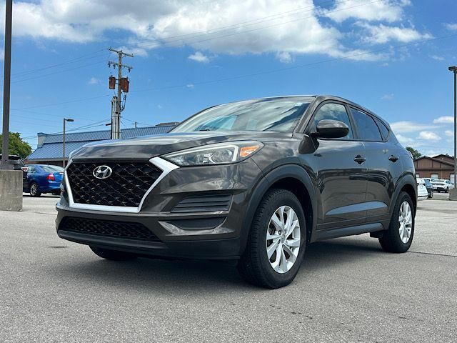 2019 Hyundai TUCSON SE — photo 1 of 13