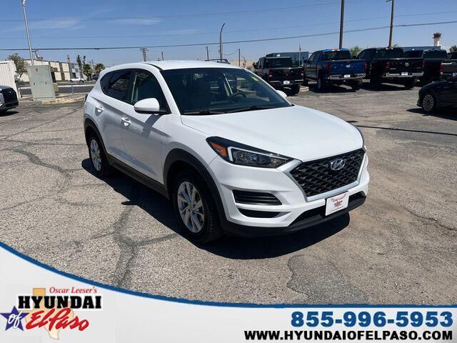 2021 Hyundai TUCSON SE