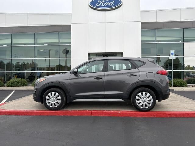 2020 Hyundai TUCSON SE
