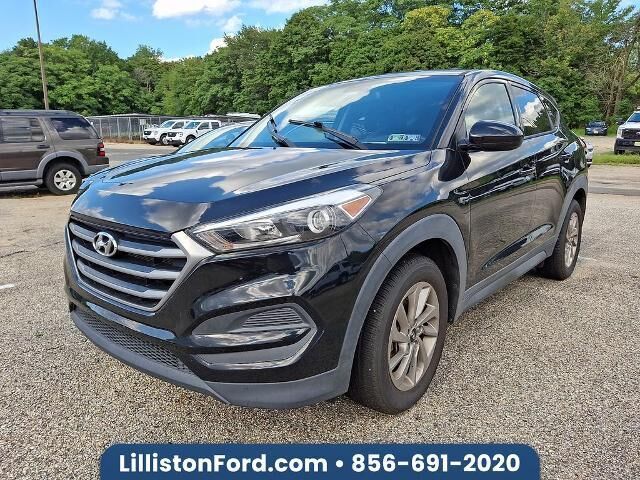 2017 Hyundai TUCSON SE