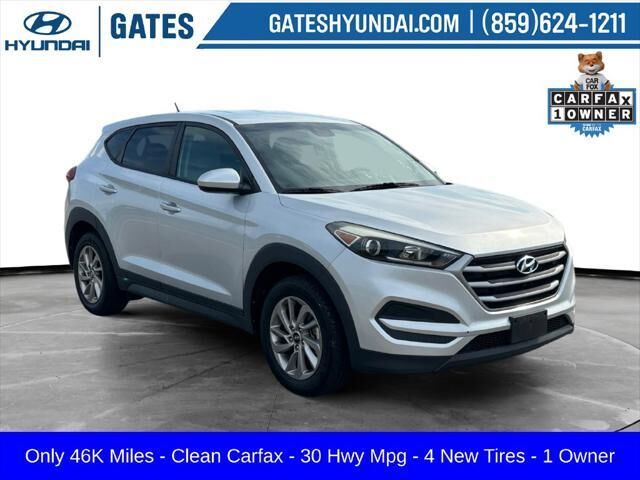 2018 Hyundai TUCSON SE — photo 1 of 13