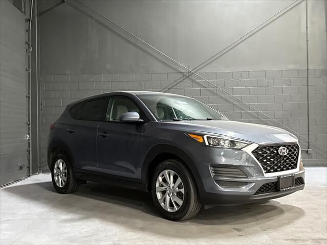 2021 Hyundai TUCSON SE