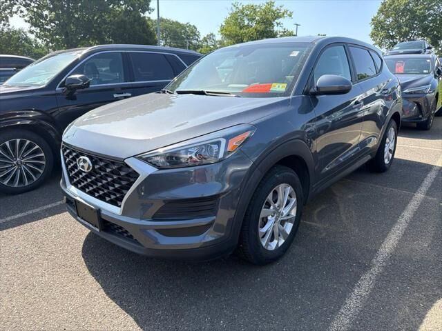 2021 Hyundai TUCSON SE