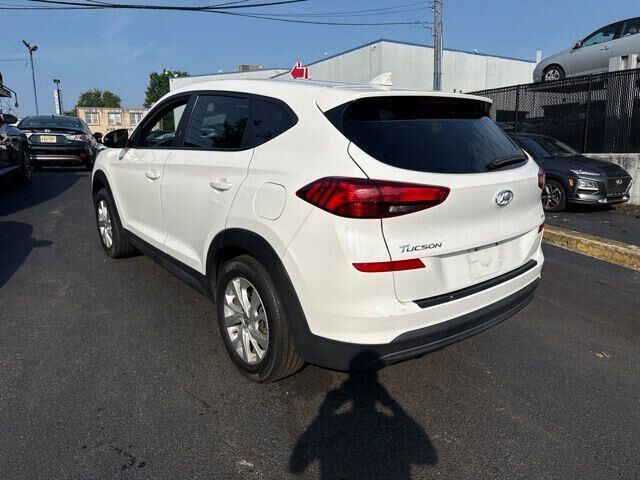2020 Hyundai TUCSON SE
