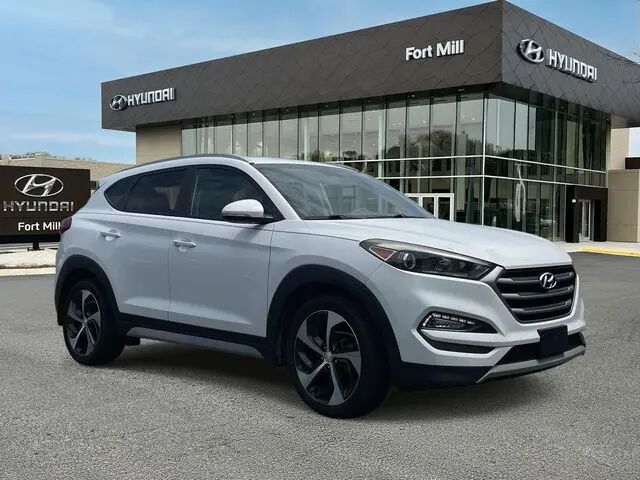 2017 Hyundai TUCSON Sport — photo 1 of 13