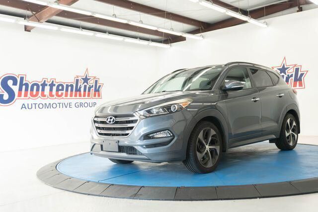 2016 Hyundai TUCSON Limited — photo 1 of 8