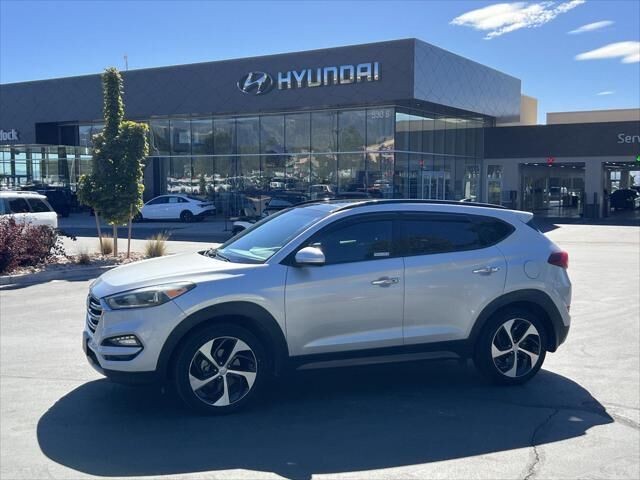 2016 Hyundai TUCSON Limited — photo 1 of 13